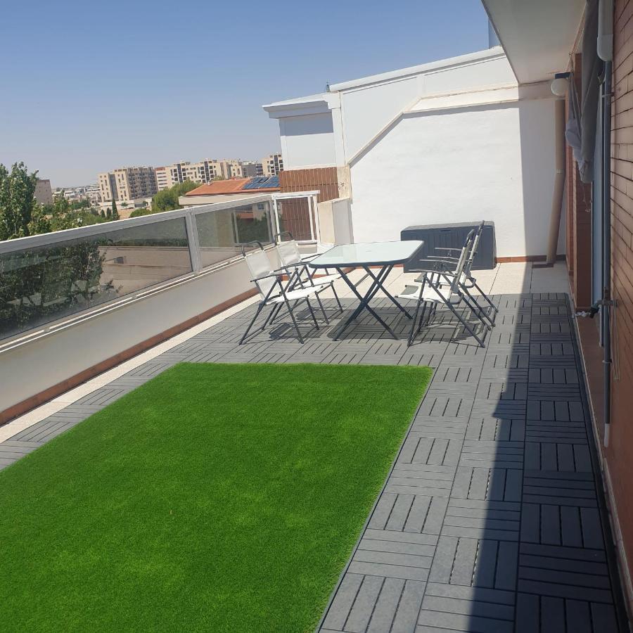 Espectacular Atico De 2 Dormitorios Con Garaje Y Terraza Privada De 30 M2 Albacete Esterno foto